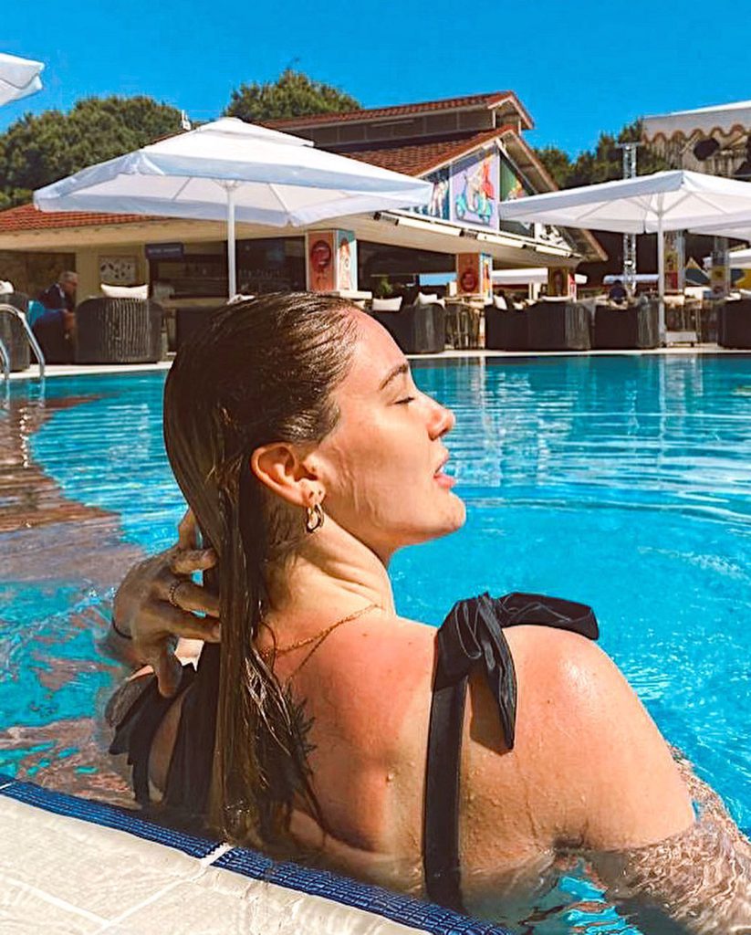 Zehra Güneş looks hot xxx