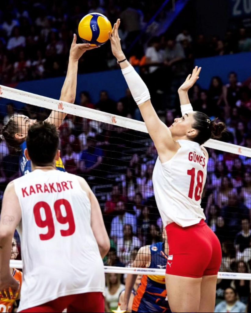 Zehra Güneş modeling hot xxx