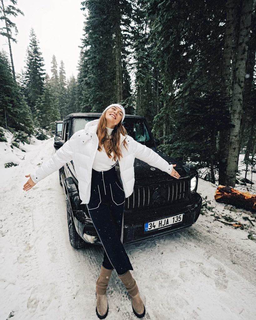 Zehra Güneş modeling porn