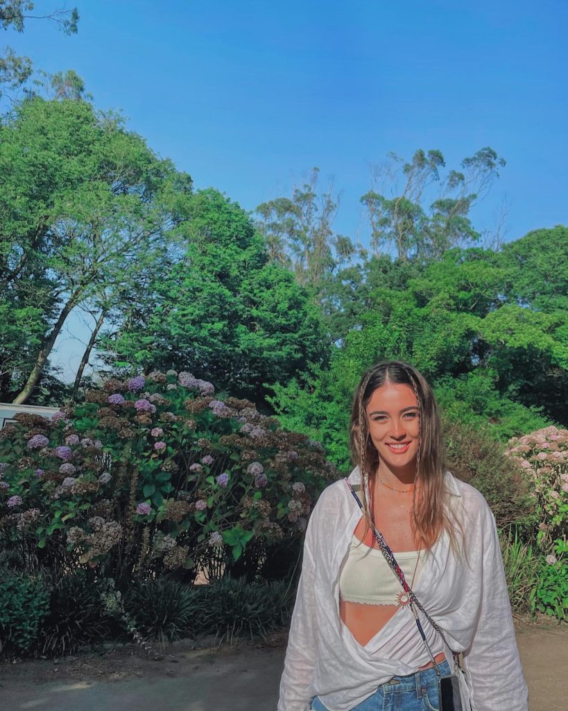 Zehra Güneş poses hot xxx