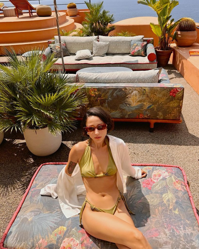 Zeynep Bastık beautiful hot