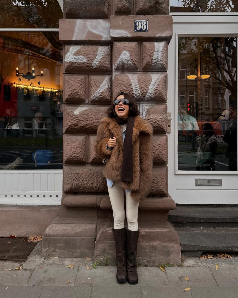 Zeynep Bastık depicts fire ass