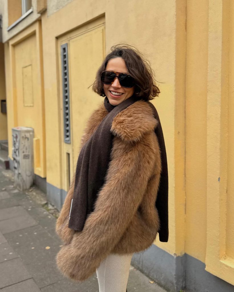 Zeynep Bastık depicts fire hot images