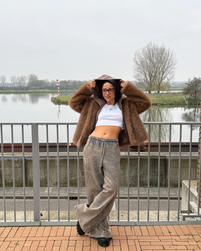 Zeynep Bastık depicts fire naked