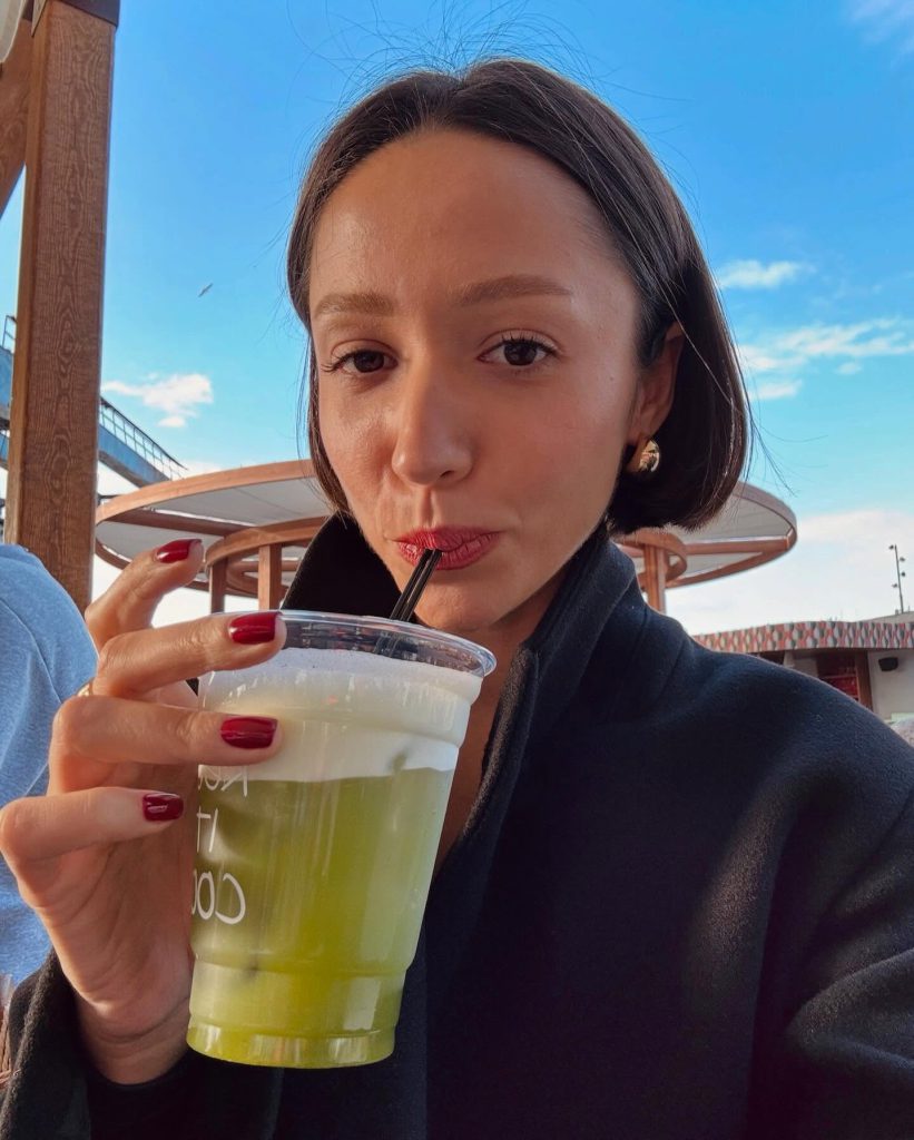 Zeynep Bastık modeling hot bikini