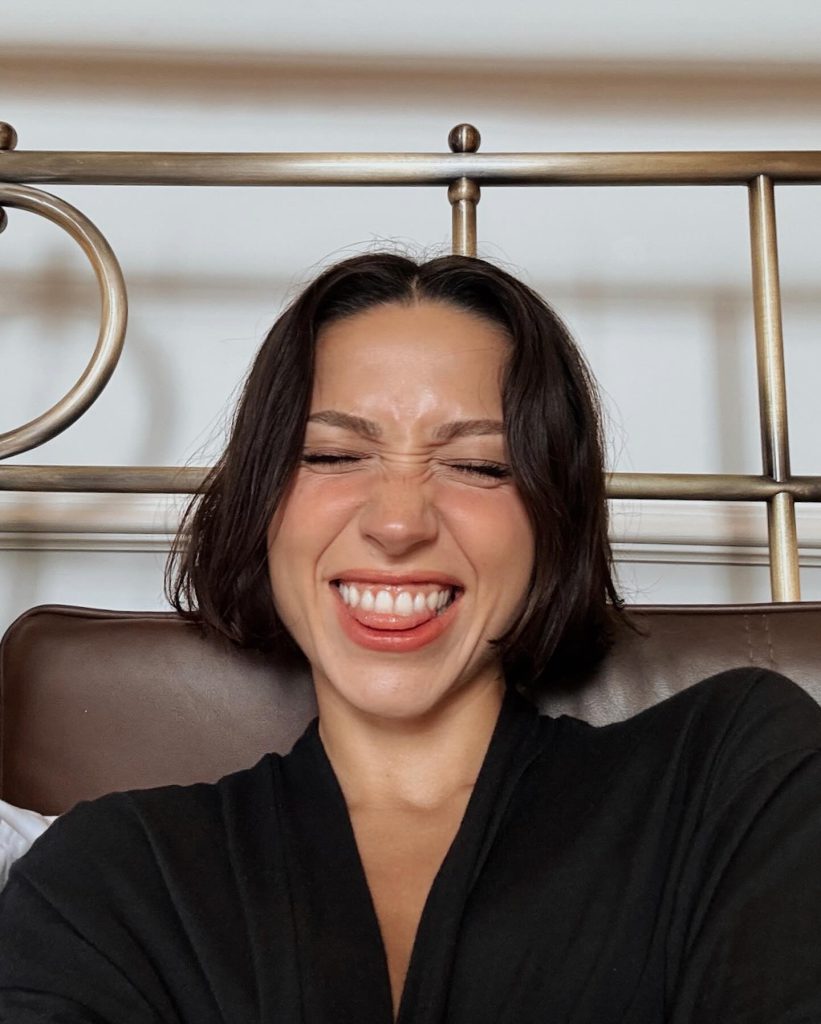 Zeynep Bastık modeling hot pics