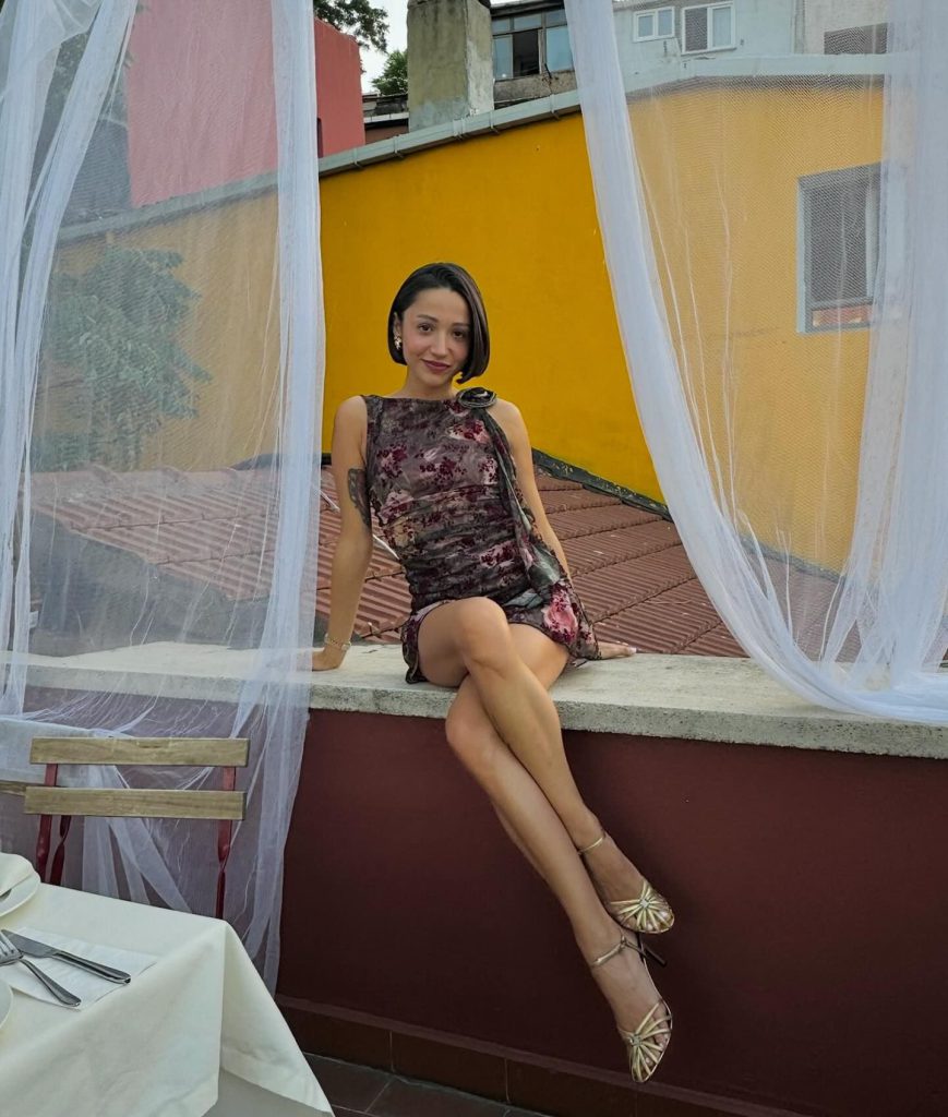 Zeynep Bastık poses xxx sex