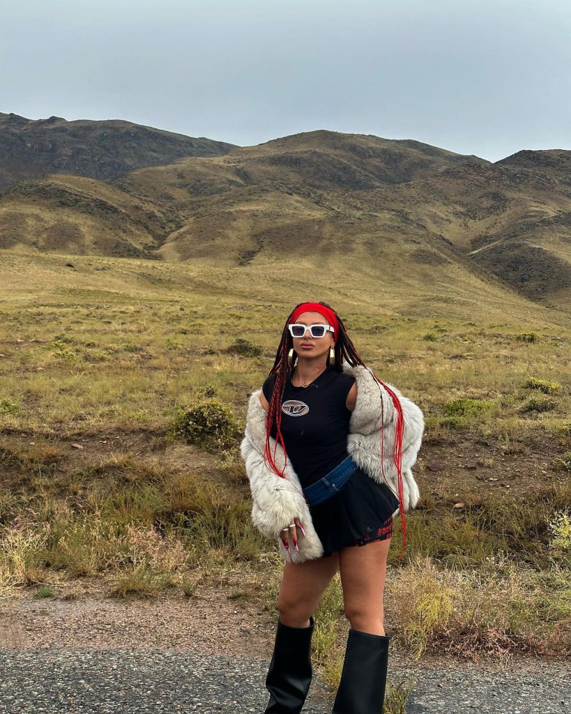 Alizade depicts fire xxx sex