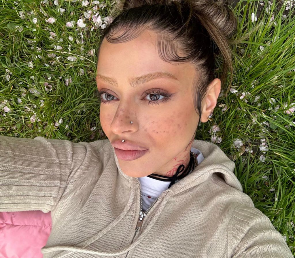 Alizade looks hot images