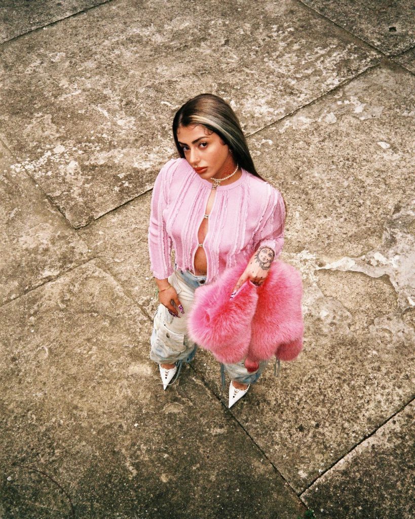 Alizade modeling hot