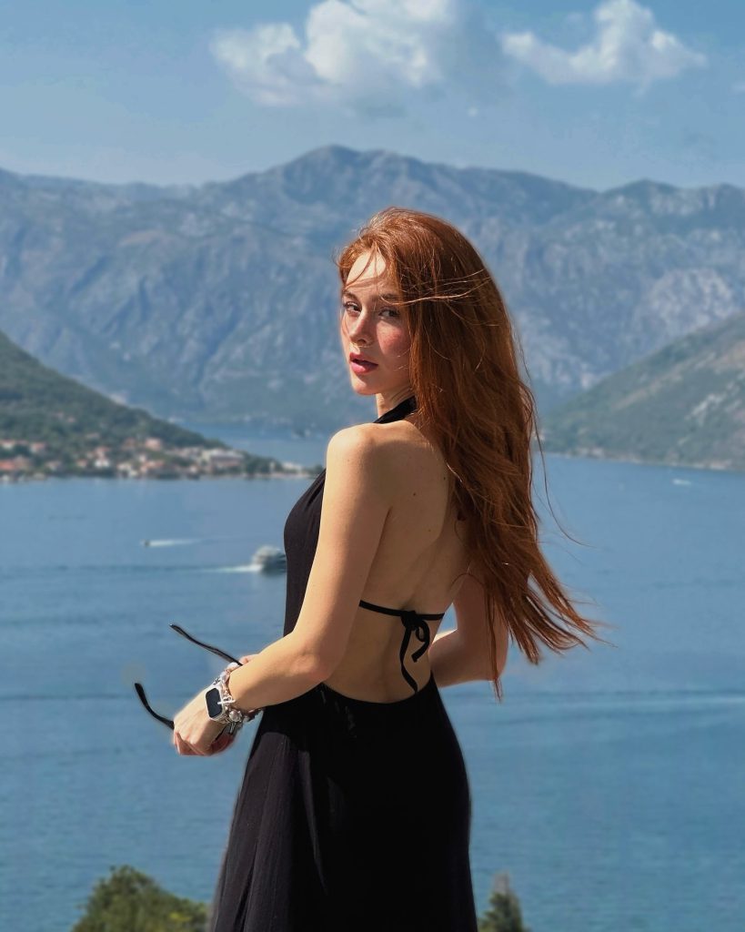 Asena Keskinci beautiful boobs