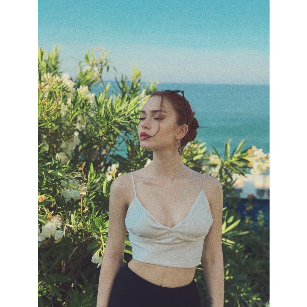 Asena Keskinci boobs