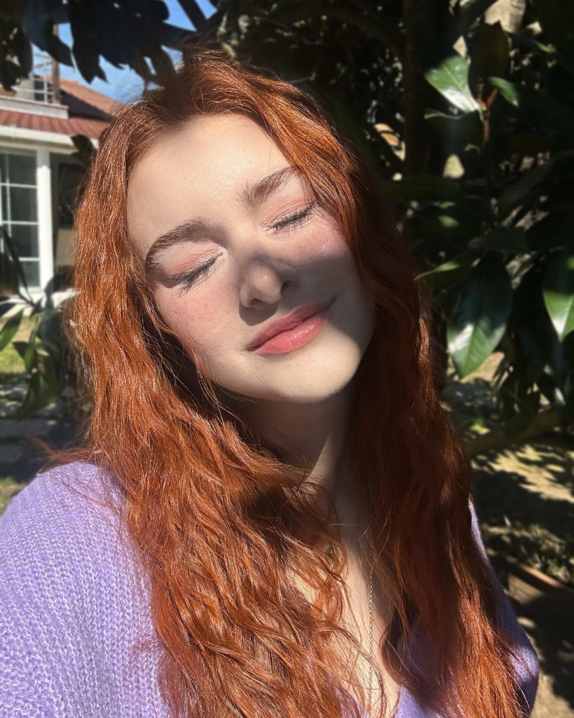 Asena Keskinci modeling naked