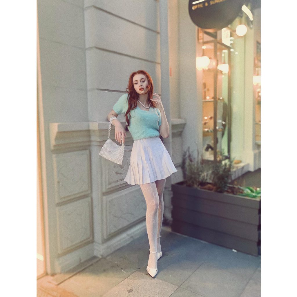 Asena Keskinci sex scenes