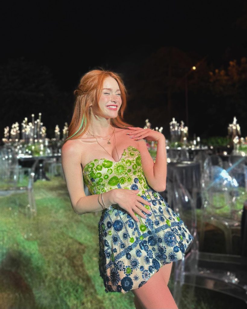 Asena Keskinci slut nude pics