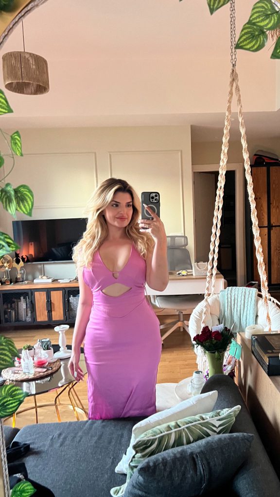 Begüm Polat ardent ass