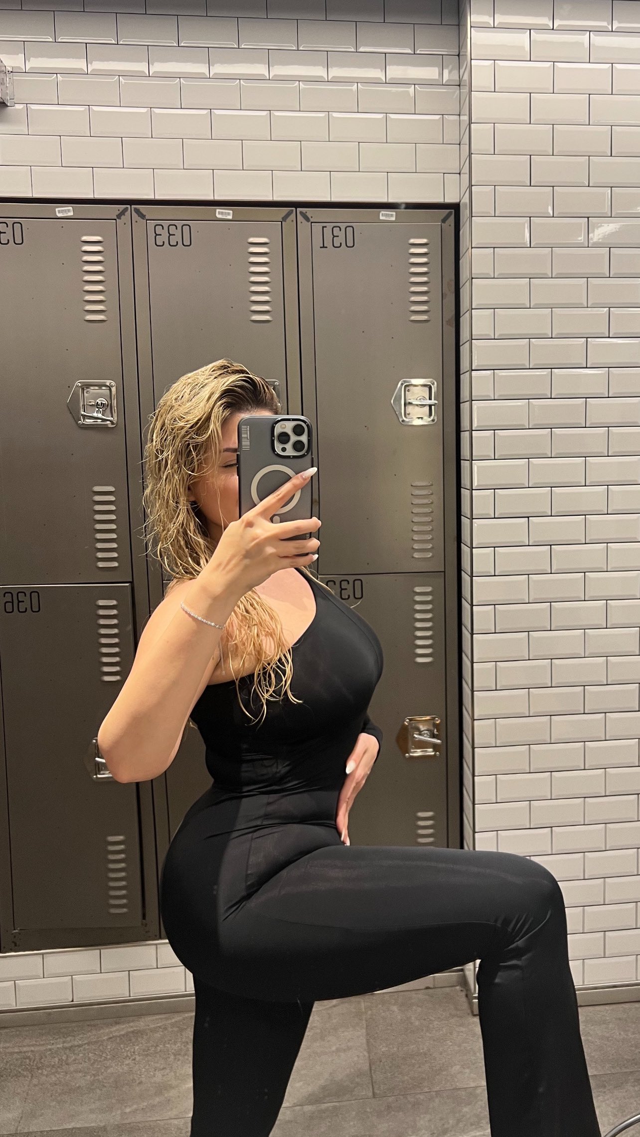 Çıplak Begüm Polat Bikinili Külotsuz Sıcak Resimler