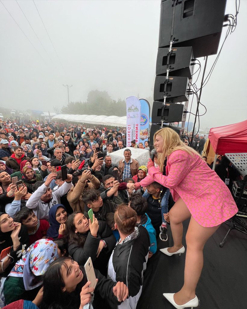 Begüm Polat hot photos