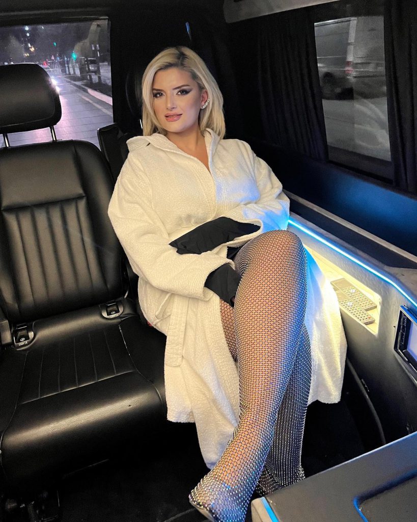 Begüm Polat poses hot pics