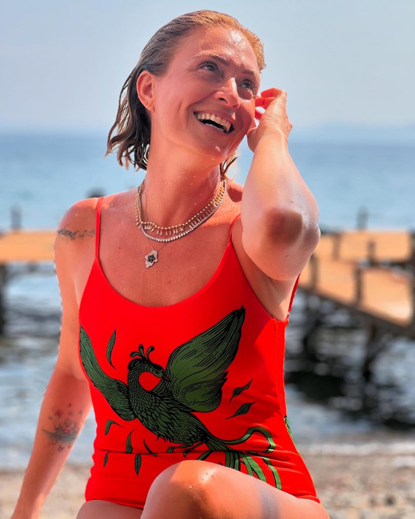 Ceyda Düvenci depicts fire hot xxx