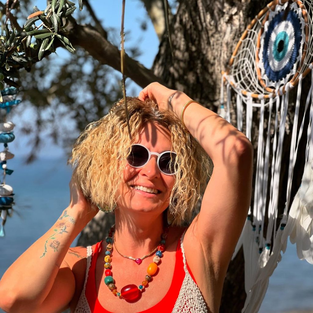 Ceyda Düvenci looks nudes