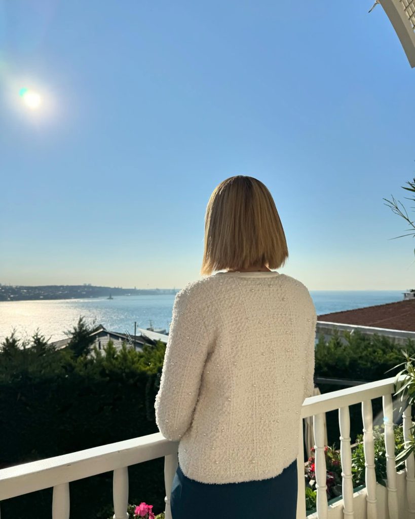 Ceyda Düvenci modeling nudes