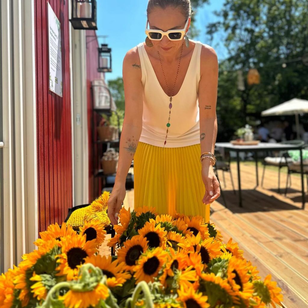 Ceyda Düvenci slut hot