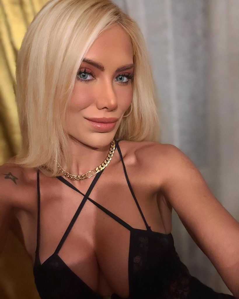 Ceyda Ersoy beautiful bikini