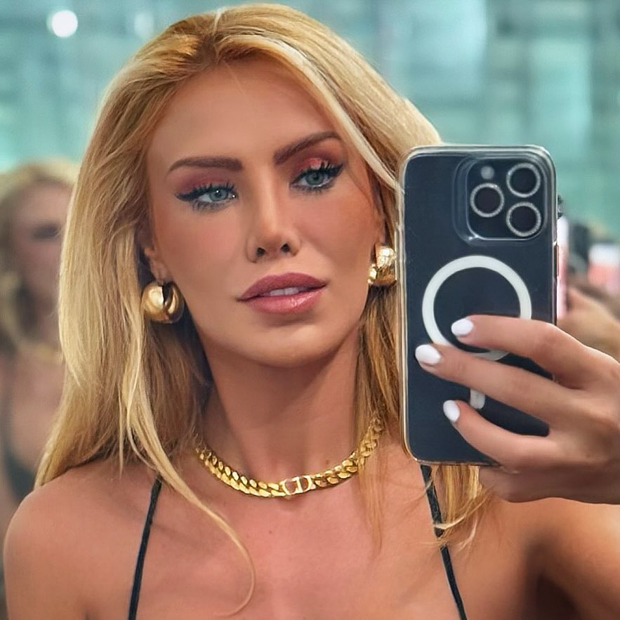 Ceyda Ersoy hot bikini