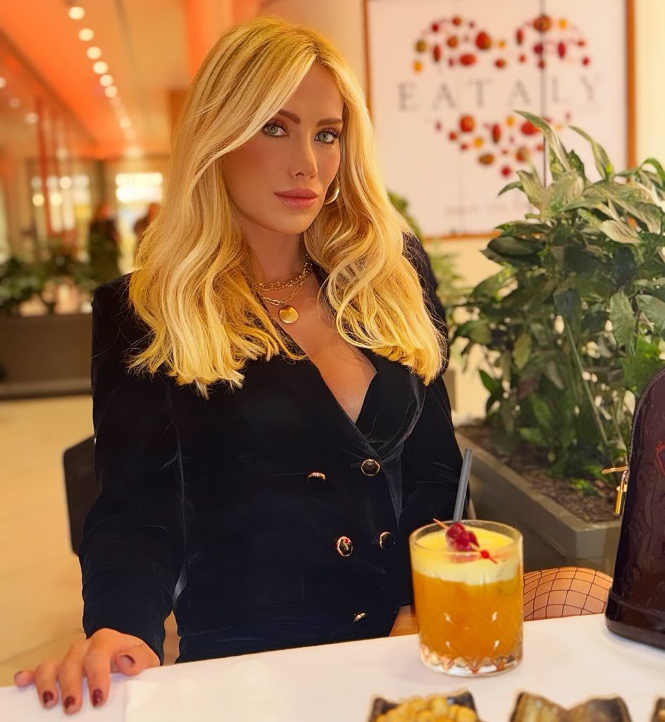 Ceyda Ersoy looks porn