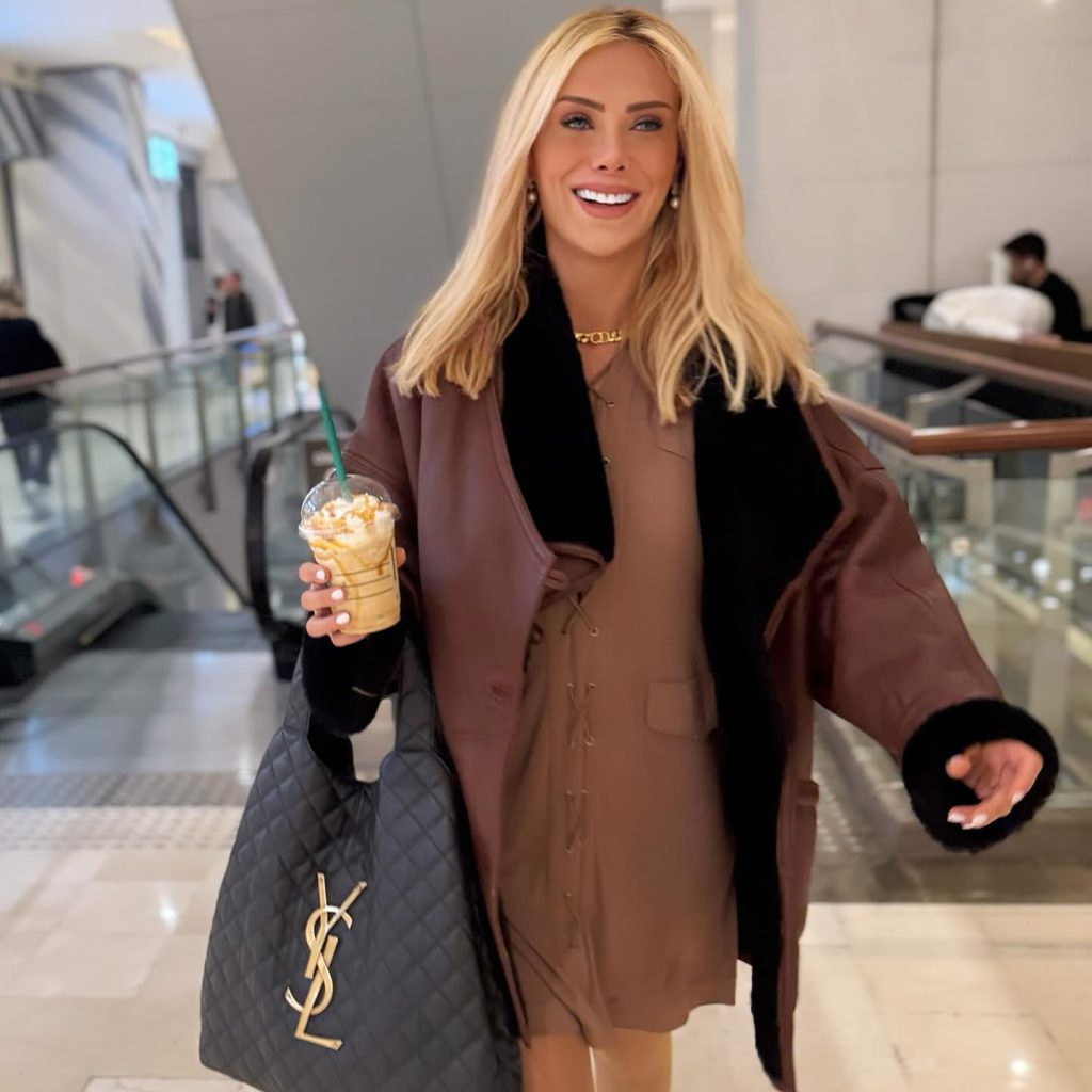 Ceyda Ersoy modeling bikini