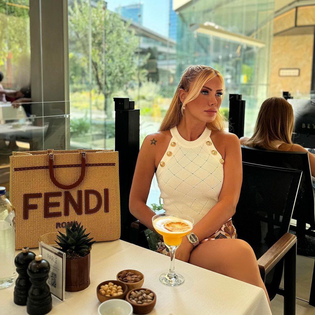 Ceyda Ersoy nude pics