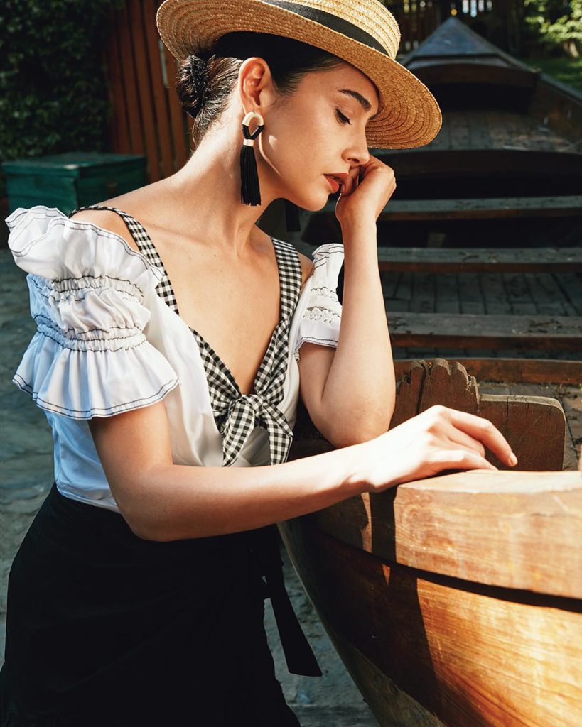 Demi Rose beautiful hot bikini