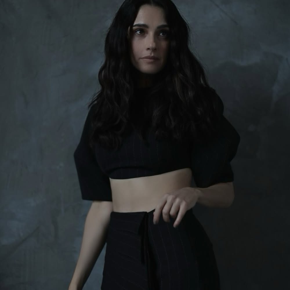 Demi Rose looks hot pics