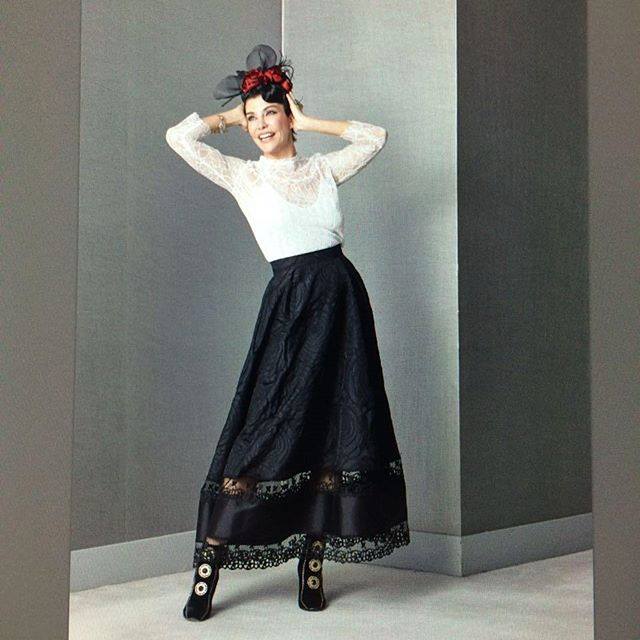 Deniz Akkaya ardent hot