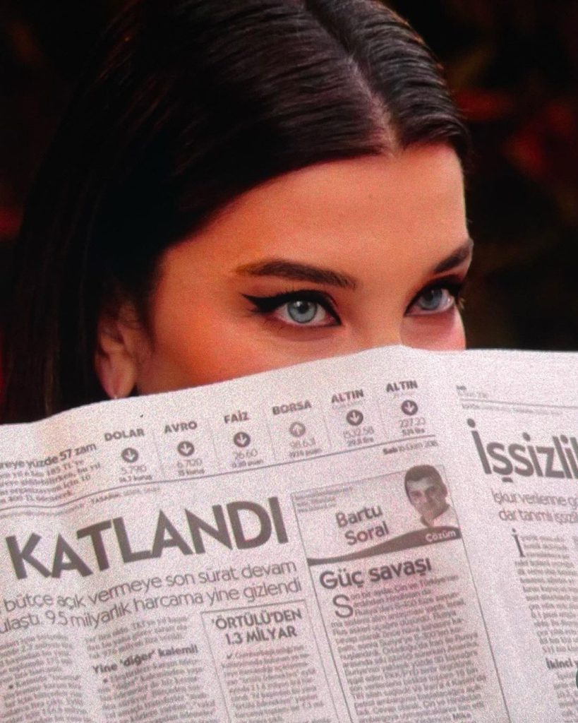 Deniz Akkaya poses hot bikini