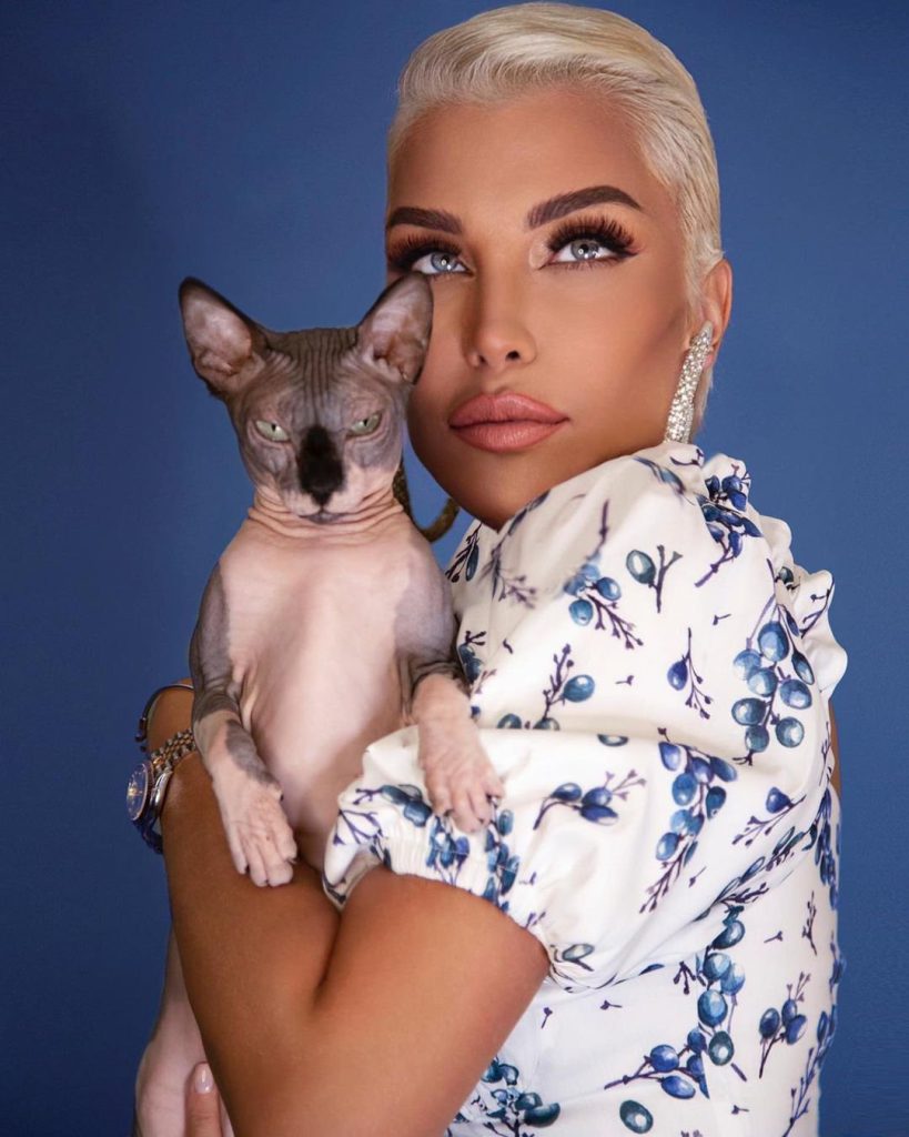 Deniz Akkaya poses xxx