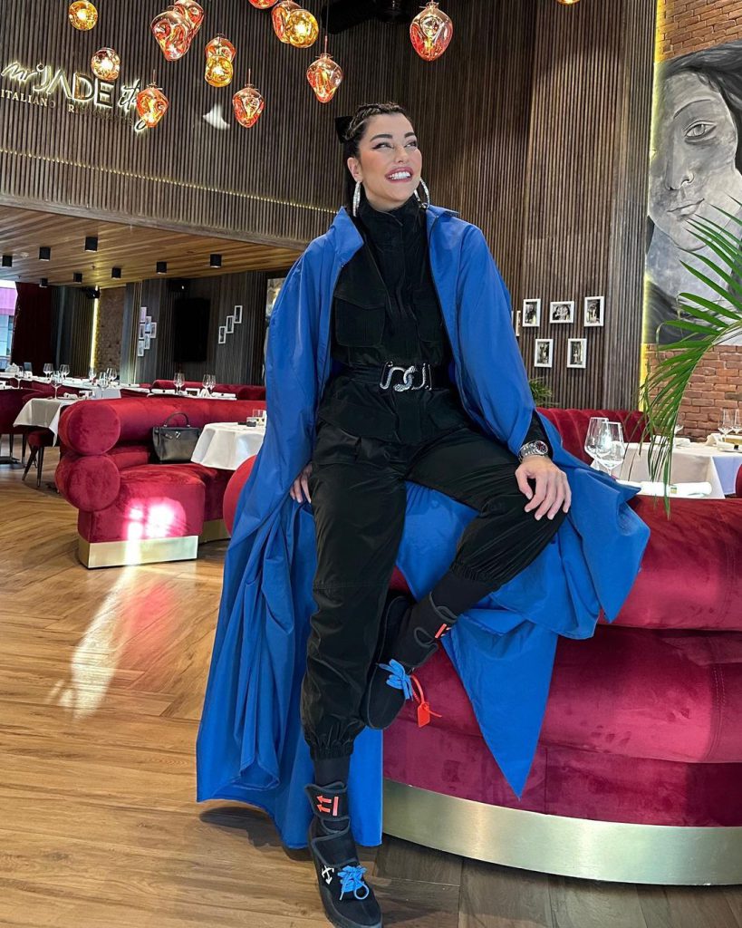 Deniz Akkaya poses xxx porn