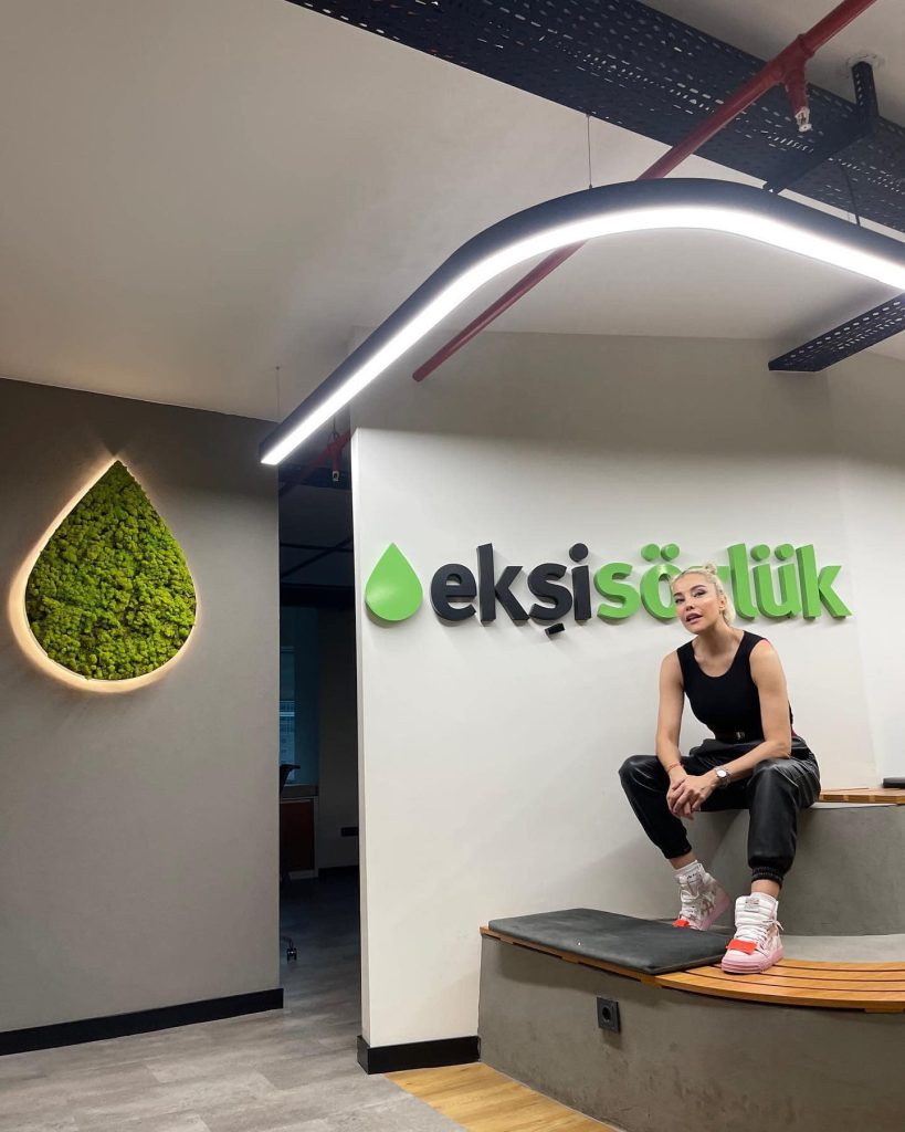 Deniz Akkaya xxx porn