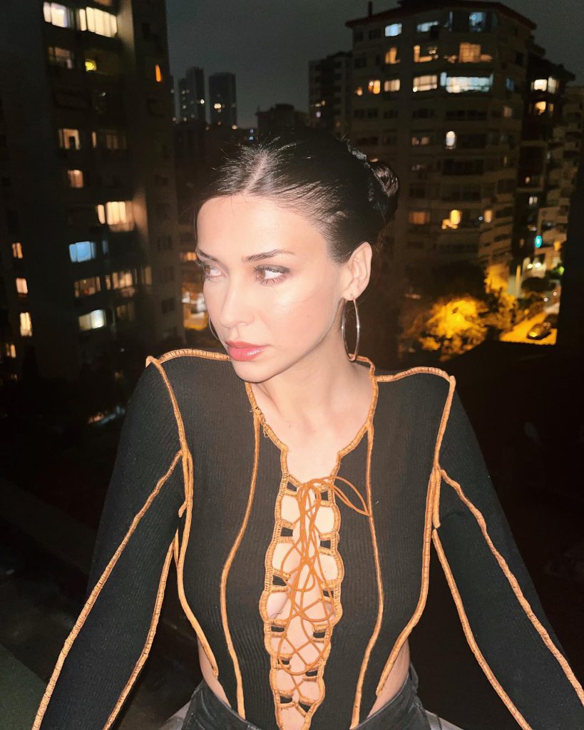 Devrim Özkan ardent nudes