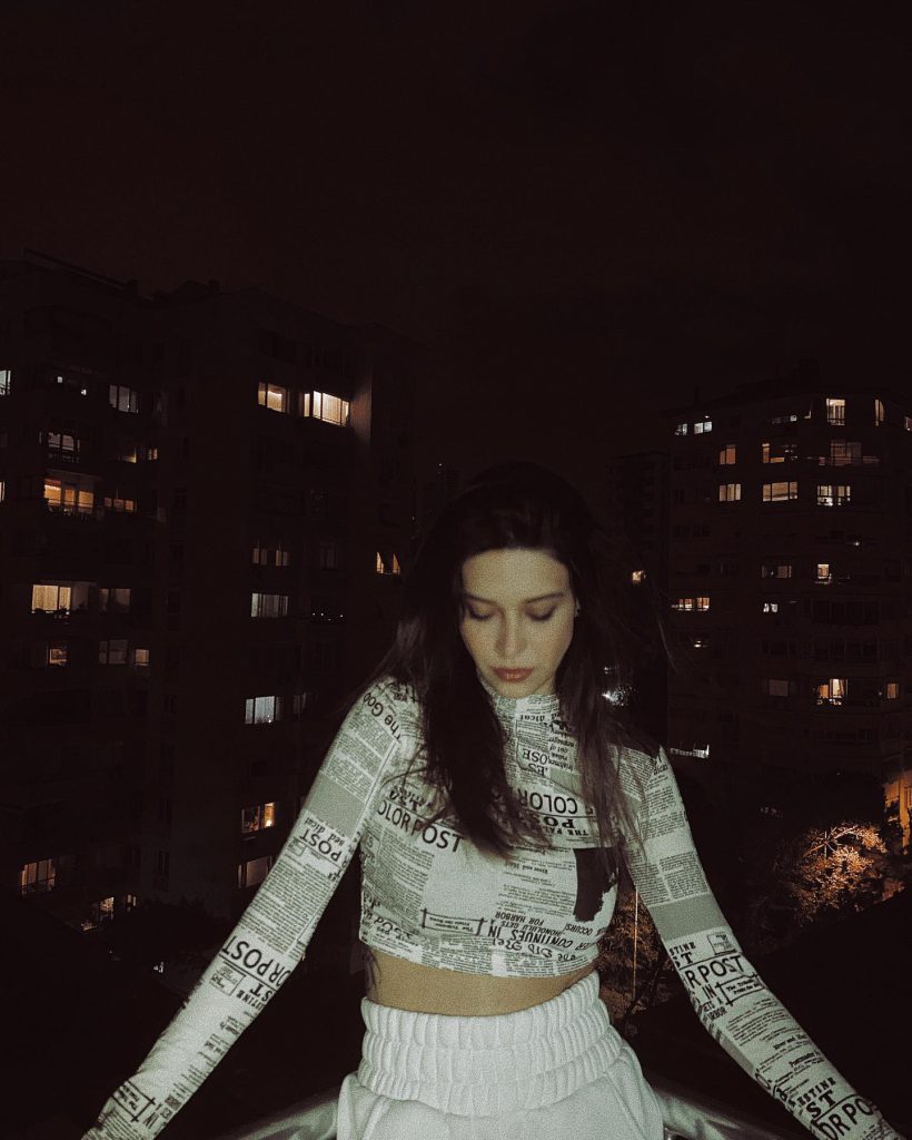 Devrim Özkan ardent sex