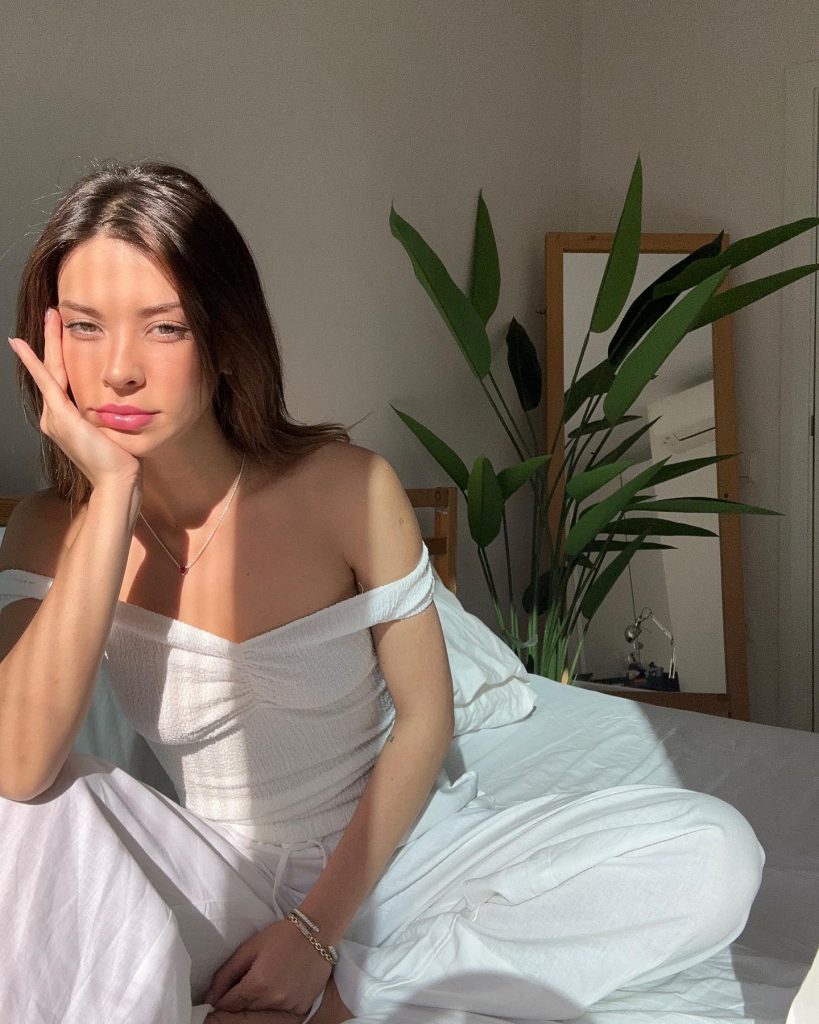 Devrim Özkan ardent sexy