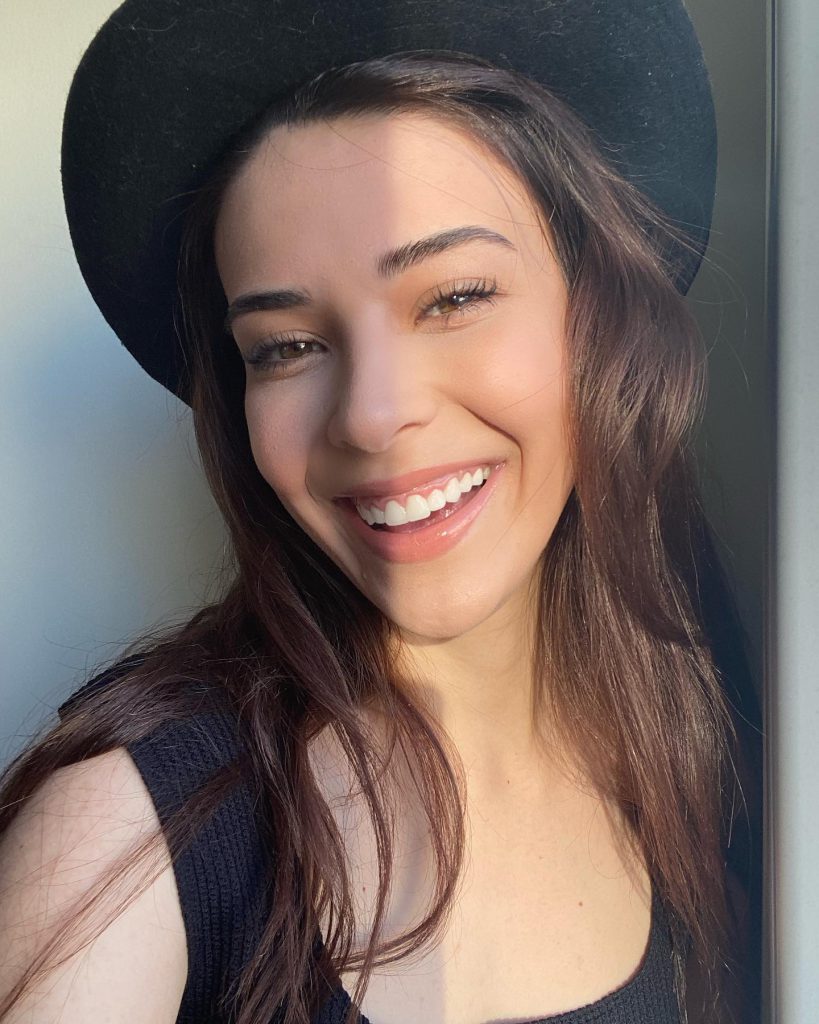 Devrim Özkan hot photos