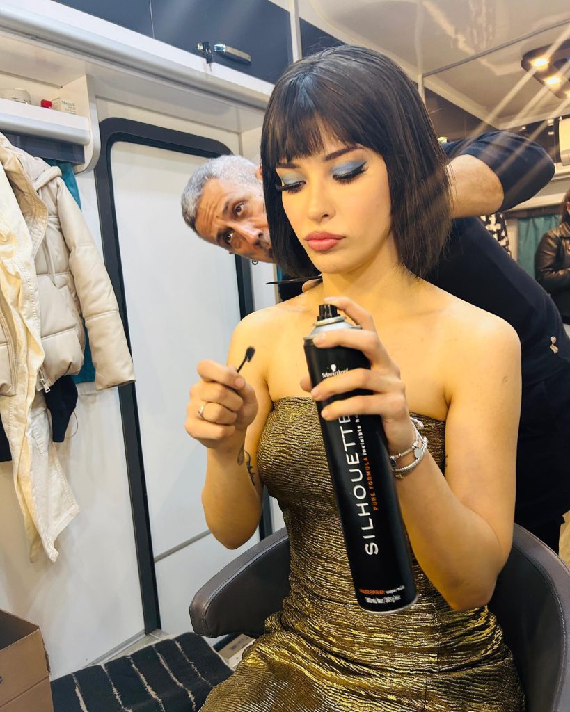 Devrim Özkan looks hot images