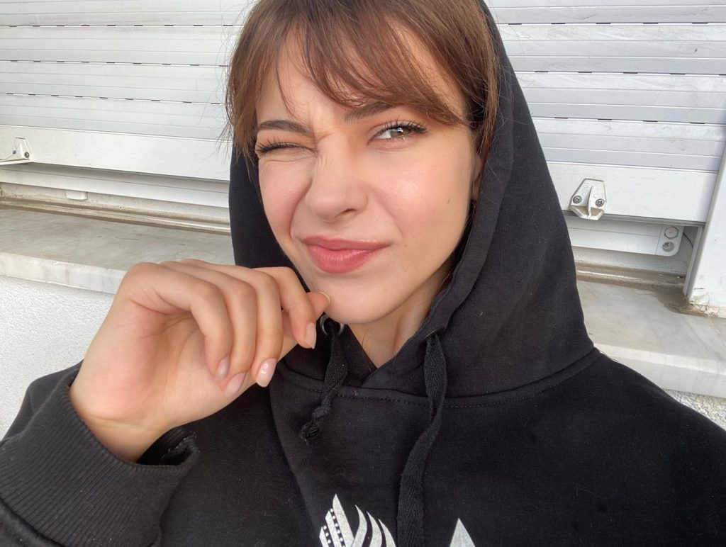 Devrim Özkan modeling sex