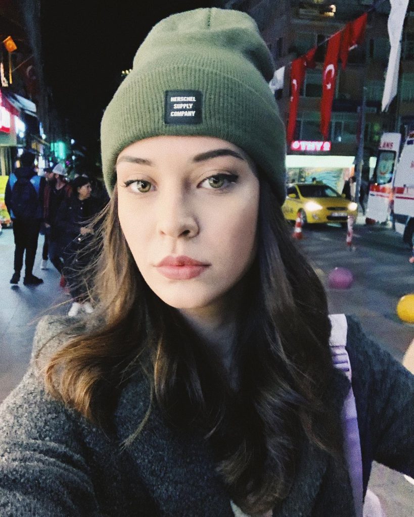 Devrim Özkan poses boobs