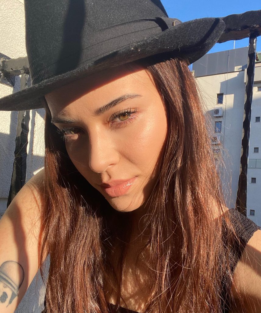 Devrim Özkan poses hot photos