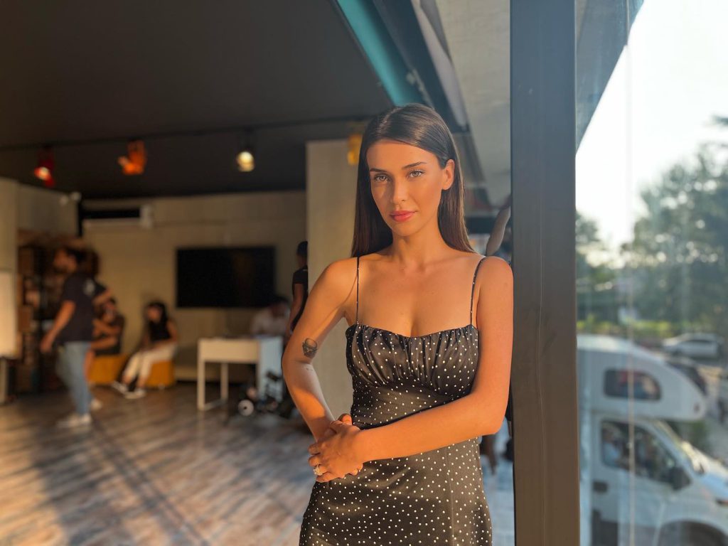 Devrim Özkan poses nude pics