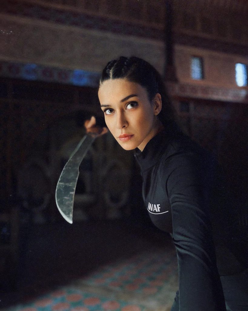 Devrim Özkan poses xxx porn