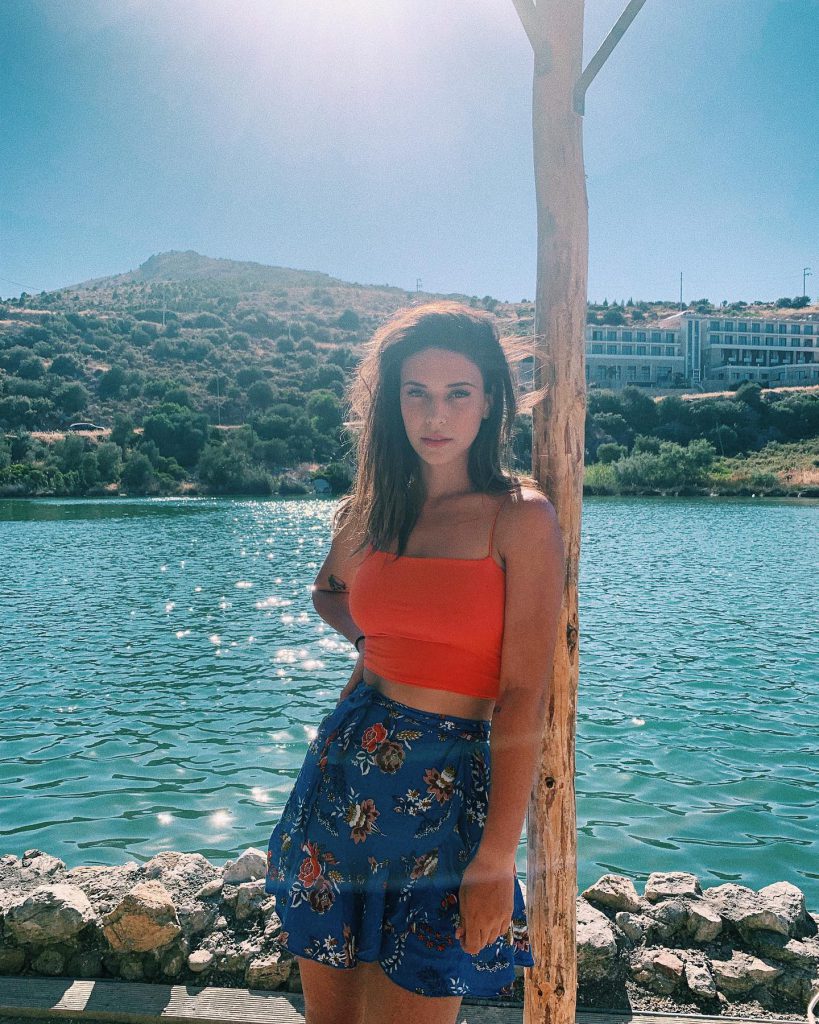 Devrim Özkan slut hot